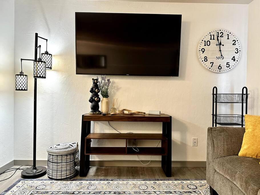 Comfortable 2Br Apt Central Fairbanks Exteriér fotografie